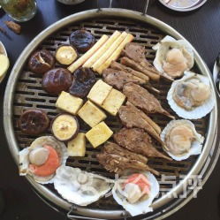 清真九千歲大咖生猛烤肉與雨軒齋清真食品 蘭州美食的獨(dú)特體驗